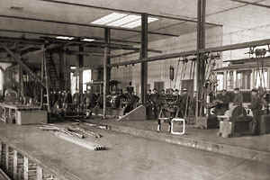 The Tl repair shop in the 1920s.