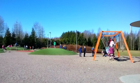 Koulun välituntipihaa