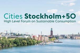 Cities Stockholm+50 High-Level Forumin julisteessa nimi otsakkeena Tukholman kuva taustalla.