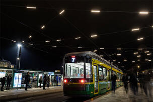 Linja seitsemän Lansisatamassa.