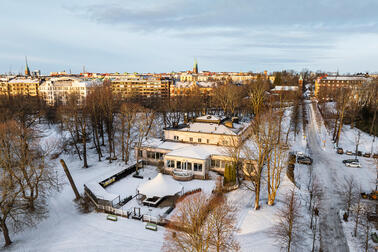Dronekuva Kaivohuoneesta.