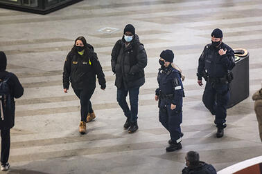 Helsingin kaduilla monta eri toimijaa tekee yhteistyötä nuorisotyön parissa.