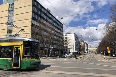 Helsinginkadun ja Läntisen Brahenkadun risteys.