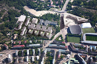 Sairaalasuunnitelma sovitettuna ilmakuvaan, 3/2021 LATU