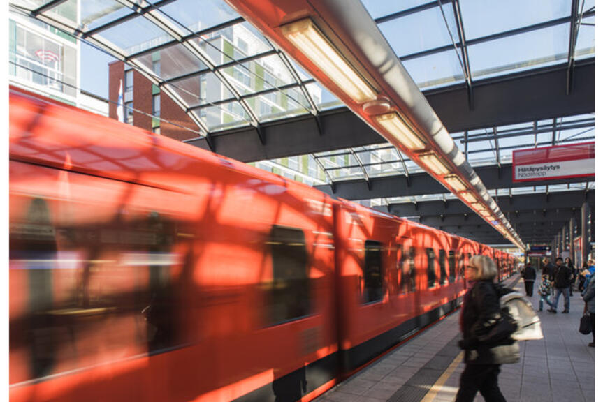 Metro Rastilan metroasemalla. Metro Rastilan metroasemalla.