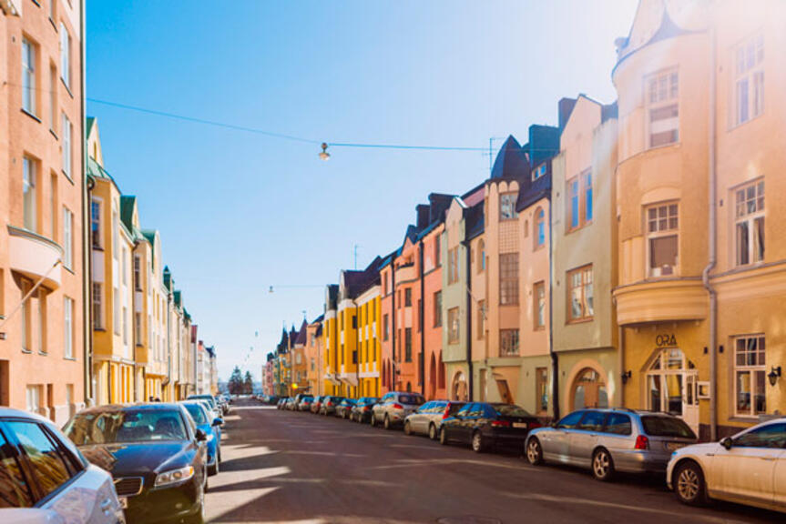 Huvilakatu Eirassa. Kuva: Jenna Pietikäinen / Helsinki Marketing. Huvilakatu Eirassa. Kuva: Jenna Pietikäinen / Helsinki Marketing.