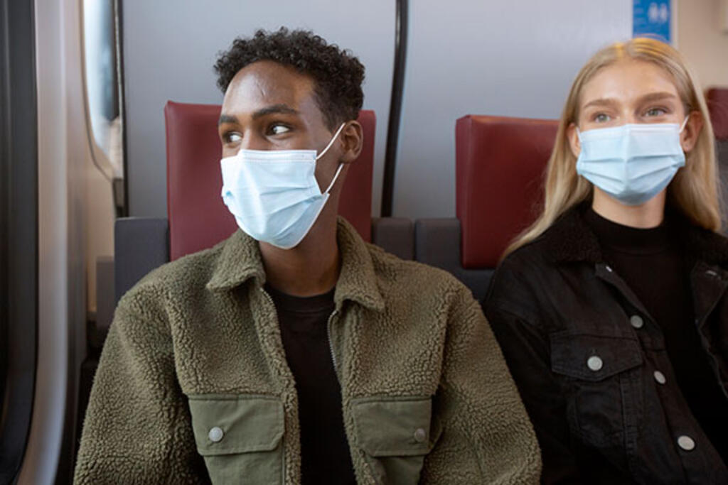 Always wear a face mask on public transport City of Helsinki