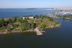 Ilmakuva Harakan saaresta.