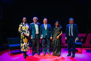 Lokakuussa järjestetyssä Sustainable Cities -tapahtumassa keskityttiin hyvään koulutukseen. Tilaisuuden juonsi Denise Wall, keynote-puhujana kuultiin Lant Pritchettiä ja paneeliin osallistuivat Helsingin pormestari Juhana Vartiainen, Dream a Dream -startupin apulaisjohtaja Varsha Pillai ja YK-yliopiston WIDER-instituutin johtaja Kunal Sen. 
