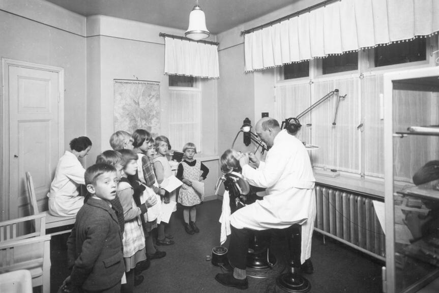 Kouluhammaslääkäri