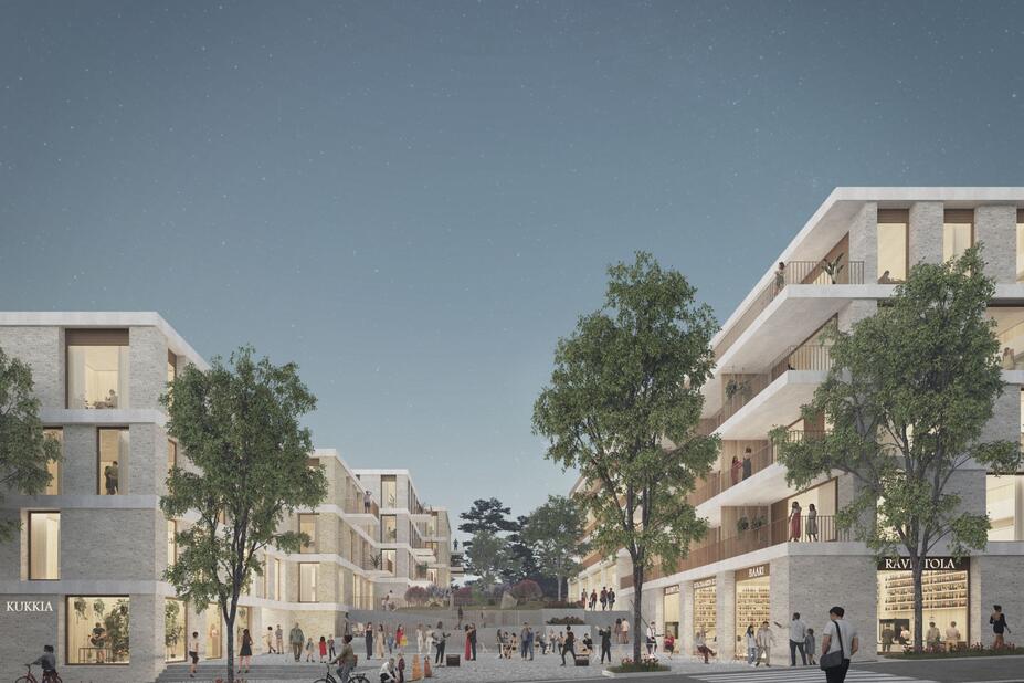 Ihmisiä rakennusten väliin jäävällä sisäpihalla. 