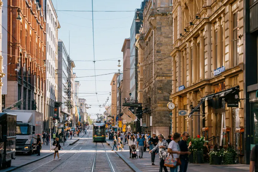 Katunäkymä Aleksanterinkadulta