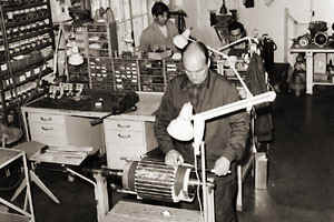 Electrical department at the Tl tram repair shop in 1970.