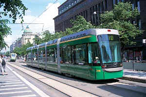 Low-floor tram