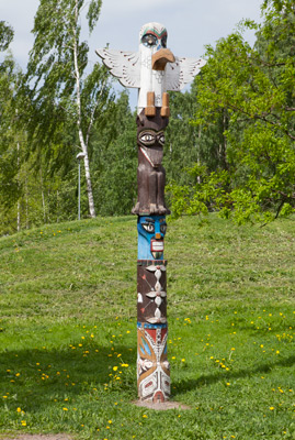 Picture of service point: Big Andy totem pole