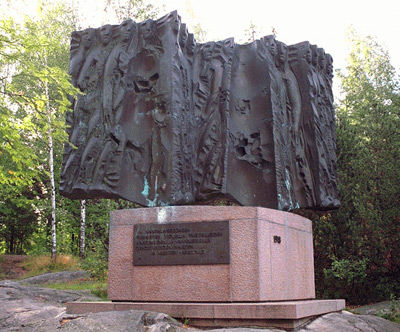 Picture of service point: Crescendo (Vuoden 1918 Kansalaissodan uhrien muistomerkki)/ A Memorial to those who fell in the 1918