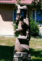 Picture of service point: Floora-päiväkodin veistos / Sculpture at the Floora day-care centre