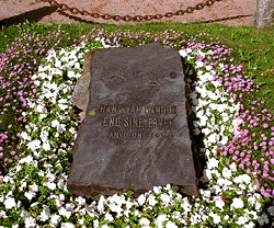 Picture of service point: Hans van Sandenin hautakivi / Hans van Sanden's gravestone