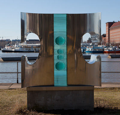 Risto Salonen: Reflections, 1977. You may not use this photo for commercial purposes. © Photo: Helsinki Art Museum / Maija Toivanen