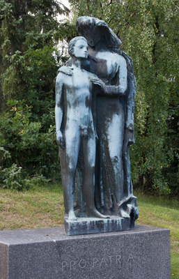 Wäinö Aaltonen: Maaemo suojelee poikiaan, 1960. Et voi käyttää kuvaa kaupallisiin tarkoituksiin. © Kuva: Helsingin taidemuseo / Hanna Kukorelli Wäinö Aaltonen: Maaemo suojelee poikiaan, 1960. Et voi käyttää kuvaa kaupallisiin tarkoituksiin. © Kuva: Helsingin taidemuseo / Hanna Kukorelli
