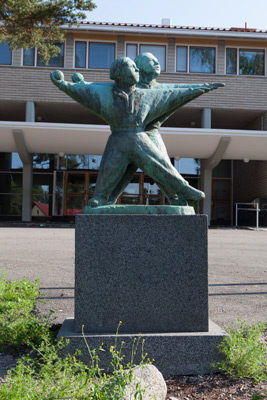 Mikko Hovi: Pallopojat, 1955. Et voi käyttää kuvaa kaupallisiin tarkoituksiin. © Kuva: Helsingin taidemuseo / Hanna Kukorelli Mikko Hovi: Pallopojat, 1955. Et voi käyttää kuvaa kaupallisiin tarkoituksiin. © Kuva: Helsingin taidemuseo / Hanna Kukorelli