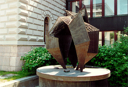 Picture of service point: The Bank of Finland fountain