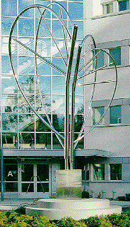 Kari Huhtamo: Steel Construction, 1990. You may not use this photo for commercial purposes. © Photo: Helsinki Art Museum Kari Huhtamo: Steel Construction, 1990. You may not use this photo for commercial purposes. © Photo: Helsinki Art Museum