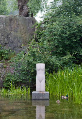 Marjo Lahtinen: Torso, 2008. You may not use this photo for commercial purposes. © Photo: Helsinki Art Museum / Yehia Eweis