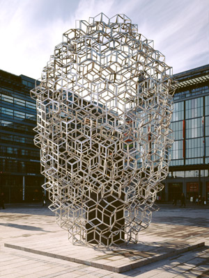 Picture of service point: Yrittäjäveistos / Entrepreneurs Monument